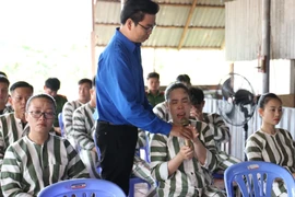 Thắp sáng ước mơ hoàn lương cho phạm nhân 