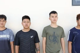 4 thanh niên mang súng đi giải quyết mâu thuẫn