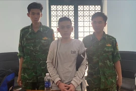Sang Campuchia trốn truy nã, vừa quay về thì bị bắt