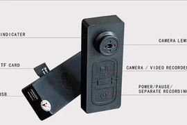 Công an cho giáo viên nhận diện các thiết bị thí sinh có thể dùng để gian lận
