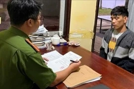 Giả danh cán bộ địa chính, làm sổ đỏ giả để lừa đảo
