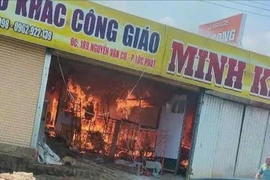 Cháy xưởng điêu khắc ở TP Bảo Lộc, thiệt hại hàng tỉ đồng