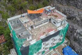 Sẽ cưỡng chế tháo dỡ loạt biệt thự cao cấp xây sai ở Nha Trang trong tháng 11