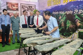 Bộ đàn đá có niên đại 2.500-3.000 năm trở thành bảo vật quốc gia
