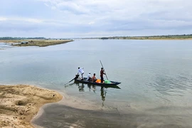 Nạn nhân cuối cùng trong vụ lật xuồng trên sông Ba được tìm thấy