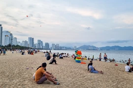 Kiến nghị bãi bỏ quy định cấm thả diều tại bờ biển Nha Trang 