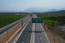 Cao tốc Vân Phong - Nha Trang sẽ thông toàn tuyến từ ngày 30-9