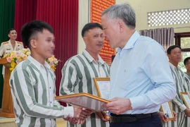 Lới nhắn nhủ của Phó Thủ tướng đối với phạm nhân được đặc xá