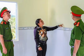 'Chiến dịch Quang Trung' ở Khánh Hòa: Niềm vui vỡ òa trong căn nhà mới