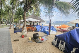 Quán bar có nhân viên cầm xẻng dọa đánh du khách ở Nha Trang bị đình chỉ hoạt động