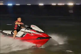 TikToker 'Bắp Kimochi' lên tiếng về clip chạy mô tô nước tốc độ cao trên biển Nha Trang