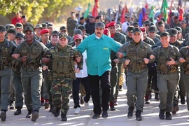 Venezuela: Quân đội về phe ai?