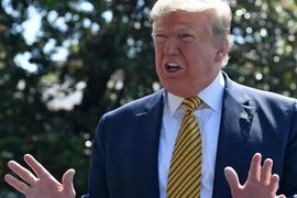Ông Trump đe doạ sẽ 'xoá sổ' Iran nếu tấn công Mỹ