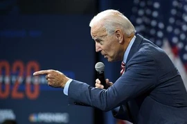 Ông Biden phản pháo ông Trump, thề đánh bại chủ nhân Nhà Trắng