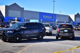 Lại xảy ra nổ súng kinh hoàng tại Siêu thị Walmart ở Mỹ