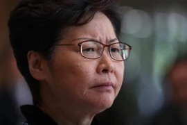 25 nghị sĩ Hong Kong yêu cầu bà Carrie Lam từ chức