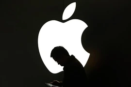 Apple yêu cầu giám sát cựu nhân viên Trung Quốc