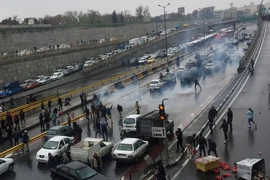 Mỹ trừng phạt nặng hai thẩm phán Iran