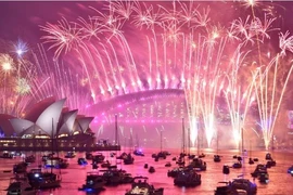 Cháy rừng lan rộng, Sydney không thể hủy bắn pháo hoa năm mới