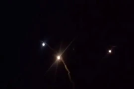Iran tấn công bằng tên lửa vào các căn cứ quân sự Mỹ tại Iraq gây nhiều lo ngại cho ngành hàng không và công dân một số quốc gia. Ảnh: AFP