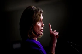 Bà Pelosi cáo buộc ông Trump 'che đậy' bằng chứng luận tội 