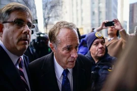 Cựu nghị sĩ Mỹ Chris Collins đến Tòa án Liên bang Mỹ ở Manhattan ngày 17-01. Ảnh: REUTERS