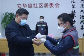 Chủ tịch Trung Quốc Tập Cận Bình thị sát công tác phòng, chống dịch ở thủ đô Bắc Kinh hôm 10-2. Ảnh: CCTV