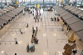 Sân bay quốc tế Suvarnabhumi ở thủ đô Bangkok những ngày này do ảnh hưởng của COVID-19. Ảnh: AFP 