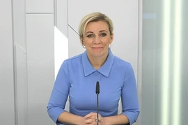 Người phát ngôn Bộ Ngoại giao Nga Maria Zakharova trả lời phỏng vấn trực tuyến của kênh truyền hình Rossiya-1 tối 1-6. Ảnh: ROSSIYA-1