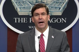 Bộ trưởng Quốc phòng Mỹ Mark Esper trả lời báo giới tại Lầu Năm Góc hôm 3-6. Ảnh: CNBC