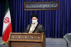 Lãnh tụ tinh thần Iran, Đại giáo chủ Ali Khamenei trình bày thông điệp trên truyền hình Iran hôm 31-7. Ảnh: MEHR NEWS