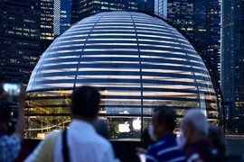 Apple sắp mở cửa hàng nổi trên mặt nước độc đáo đầu tiên