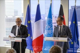 Ngoại trưởng Pháp Jean-Yves Le Drian (trái) và người đồng cấp Đức Heiko Maas (phải) tại cuộc họp báo ở New York, Mỹ. Ảnh: TTXVN