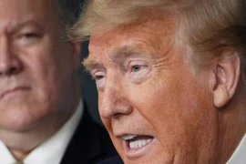 Tổng thống Donald Trump phát biểu trong cuộc họp báo vào tháng 4 tại Nhà Trắng.