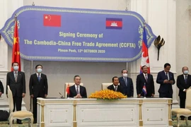 Trung Quốc và Campuchia chính thức ký kết FTA. Ảnh: FRESH NEWS ASIA