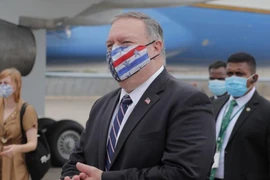 Ngoại trưởng Mike Pompeo rời Colombo, Sri Lanka, chuẩn bị lên máy bay đi đến Maldives, ngày 28-10.