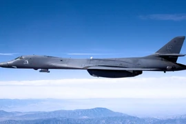 Một máy bay ném bom B-1B Lancer của Mỹ diễn tập tại căn cứ không quân Anderson trên đảo Guam hồi tháng 10-2018. Ảnh: AP
