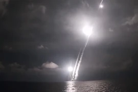 Tàu ngầm Vladimir Monomakh phóng tên lửa Bulava ở Thái Bình Dương hôm 12-12. Ảnh: TASS 
