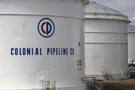 Một khu bể chứa thuộc hệ thống ống dẫn dầu Colonial Pipeline tại bang Alabama (Mỹ). Ảnh: BLOOMBERG