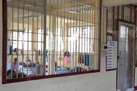 Một bệnh viện dã chiến dành riêng điều trị COVID-19 cho các bệnh nhân là tù nhân ở Bangkok (Thái Lan). Ảnh: AP