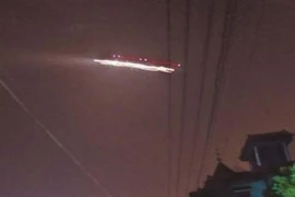 UFO được phát hiện tại căn cứ không quân ở Thương Châu, tỉnh Hà Bắc vào ngày 19-10-1998. Ảnh: ABC NEWS