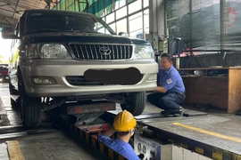 Chính thức không được thuê, mượn phụ tùng xe chỉ để đi đăng kiểm