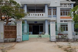 Điều chuyển 1 trưởng phòng Giáo dục có dấu hiệu lạm quyền 