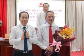 Ông Lữ Văn Hùng thôi làm đại biểu HĐND tỉnh Hậu Giang