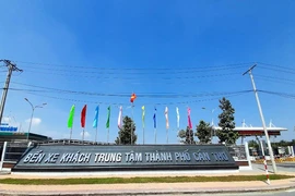Cần Thơ quyết không cho xe nhồi nhét khách xuất bến