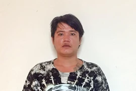Khởi tố nam thanh niên đánh người chở mình về nhà