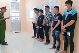 Mang hung khí từ Sóc Trăng qua Hậu Giang giải quyết vì bị chặn đường dọa đánh 