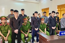 Nhóm thanh thiếu niên lãnh án vì rủ nhau đi dằn mặt chủ nợ