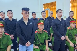 Mâu thuẫn từ việc thu tiền góp, 2 nhóm lao vào hỗn chiến