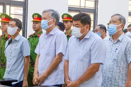 An Giang: Hoãn phiên tòa xử 3 cựu phó chủ tịch TP Long Xuyên